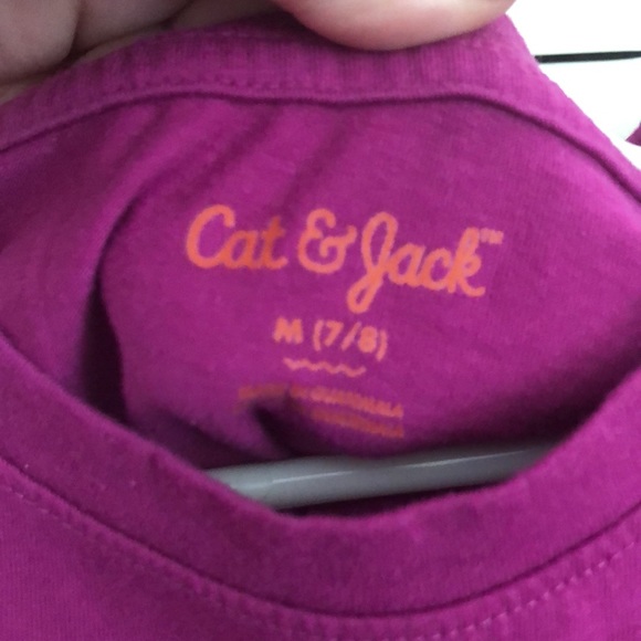 Cat and jack dino tee worn once size 7/8 - Picture 3 of 3